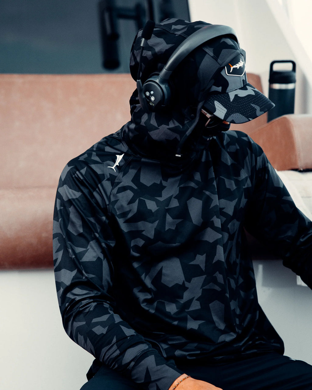 BILLFISH Hooded Long Sleeve