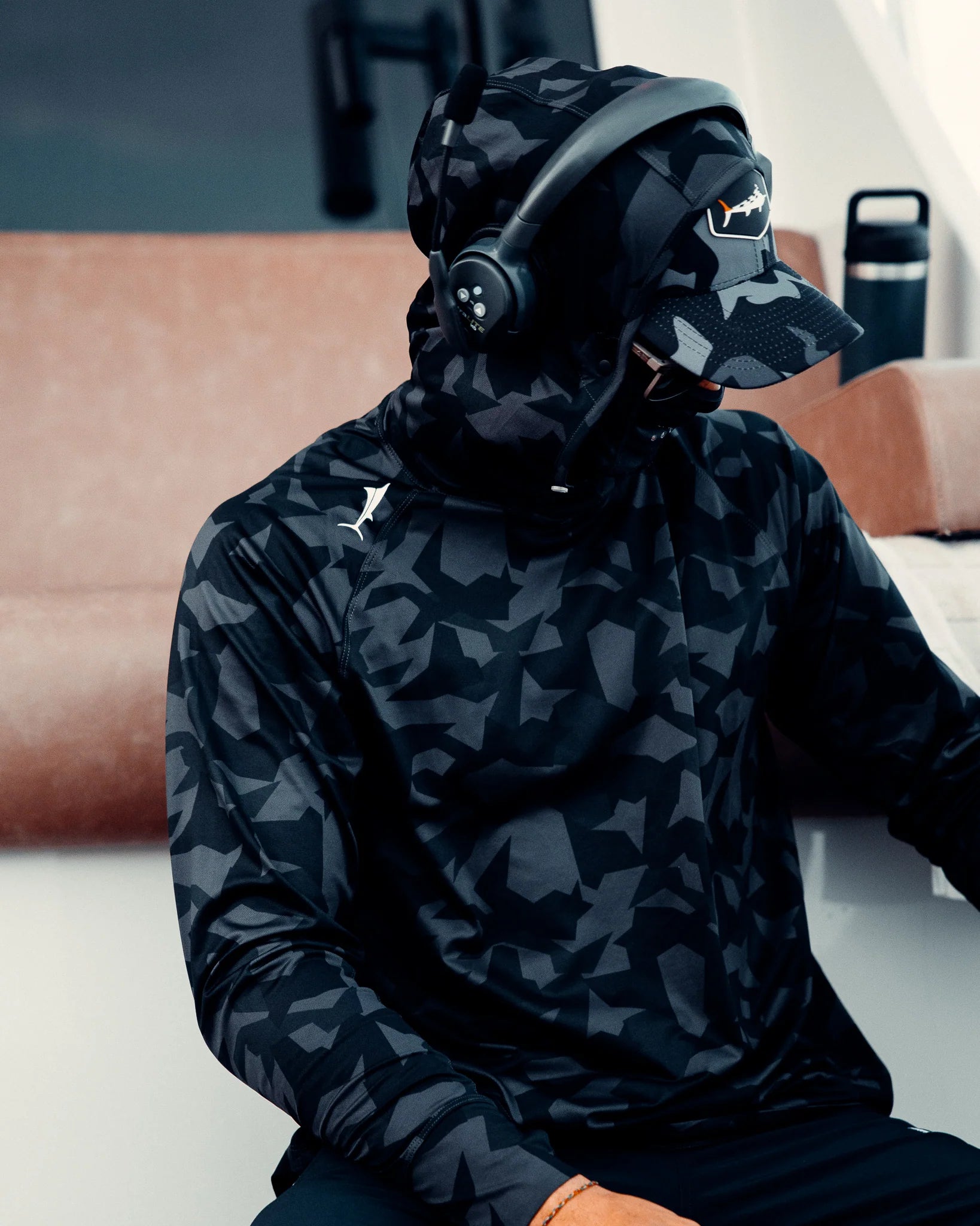 BILLFISH Hooded Long Sleeve