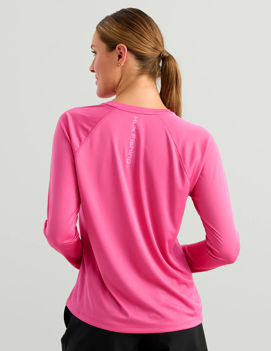 HUK Women’s Pursuit Performance Crew – Fuchsia Splash